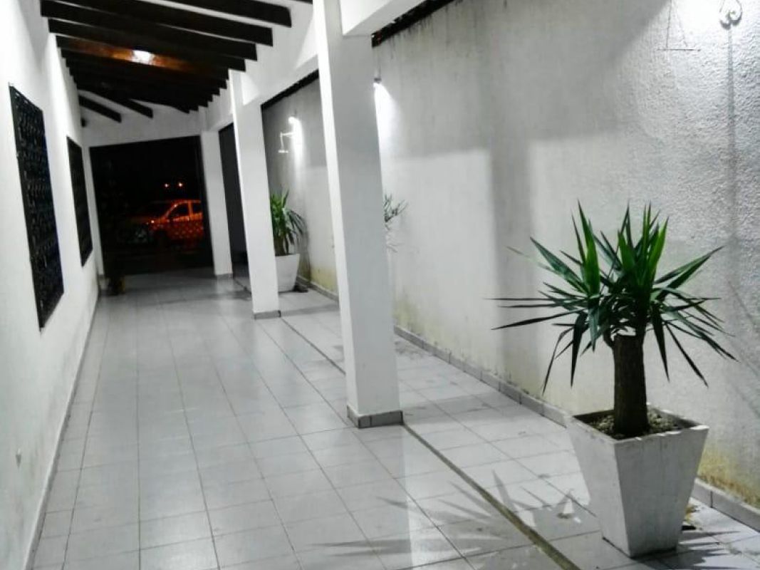 Hermosa y amplia casa en venta en Zona Norte Urb. El Mirador de Akualand