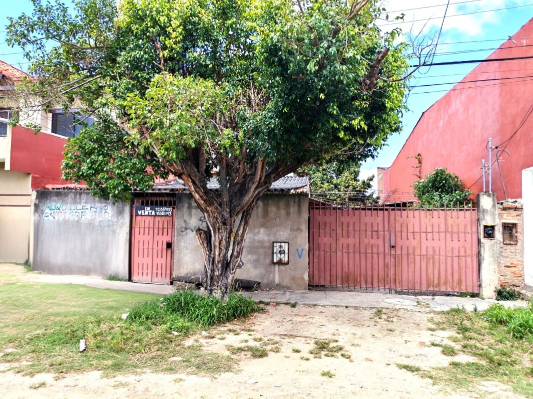 CASA EN VENTA - ZONA PLAN 3000