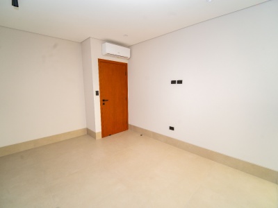 Departamento de 2 Dormitorios en Venta en edificio Mare, Equipetrol