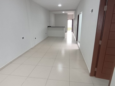 Casa en Venta o anticretico Ubicación: Zona Este Urb. El Trapiche 3