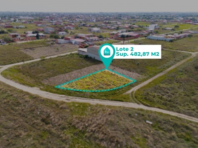 LOTE DE TERRENO EN VENTA / AV MOSCU 9NO ANILLO / 300 M2 /