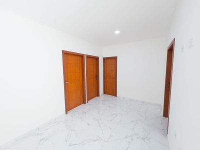 HERMOSA CASA A ESTRENAR, DE 2 PLANTAS, A UNA CUADRA DE LA AVENIDA, ZONA SUR