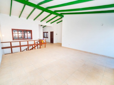 CASA A PRECIO DE TERRENO EN BRIGIDA