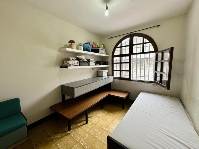 "CASA COMERCIAL EN VENTA, DE 480,80  M2, DE 2 PLANTAS, SOBRE CALLE CAMPERO"