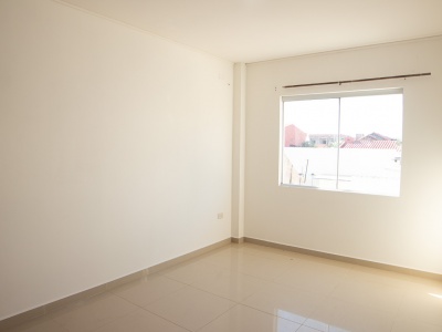 CASA de 2 Pisos EN VENTA