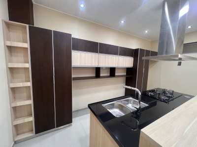 CASA DE 4 DORMITORIOS AV SANTOS DUMONT