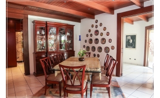 Casa Lujosa en Sirari