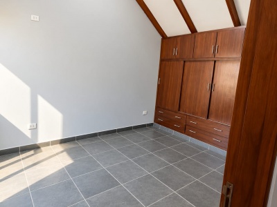 CASA EN VENTA - FINAL CUMAVI 9NO ANILLO - URB. ROSAS DEL ESTE - ZONA SUR