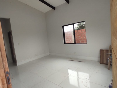 CASA A ESTRENAR EN ANTICRETICO