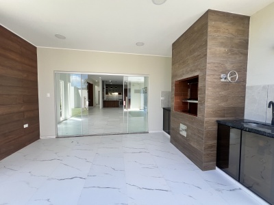 CASA DE 4 DORMITORIOS EN VENTA EN EL URUBO VILLA BONITA