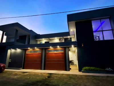 CASA COMERCIAL