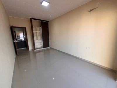 CASA DE 4 DORMITORIOS AV SANTOS DUMONT