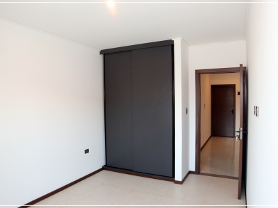 Casa 3 dormitorios Barrio Oriental (zona 4to anillo entre Canal Isuto y Radial 26)