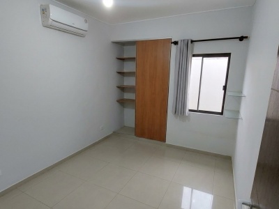 CASA DE 3 DORMITORIOS EN ALQUILER DENTRO DE CONDOMINIO