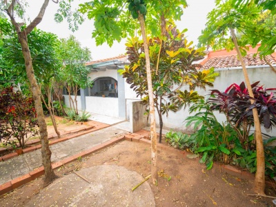 TERRENO +2 DEPARTAMENTOS EN ZONA SUR