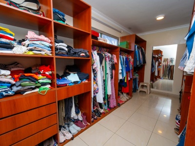 Hermosa y Cómoda Casa en Venta en Colinas del Urubo Sector I