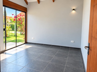 CASA EN VENTA - FINAL CUMAVI 9NO ANILLO - URB. ROSAS DEL ESTE - ZONA SUR