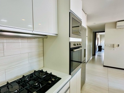 ALQUILER  PREMIUM - CONDOMINIO LA RIVIERA - EQUIPETROL NORTE