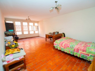 CASA COMERCIAL EN VENTA - ZONA LOS POZOS
