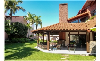 Casa Lujosa en Sirari