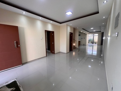 CASA DE 4 DORMITORIOS AV SANTOS DUMONT