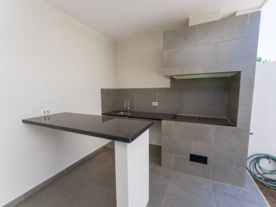 CASA A ESTRENAR, ZONA NORTE - URB. VALLE HERMOSO