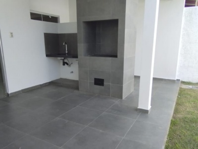 HERMOSA CASA DE 2 PLANTAS EN VENTA- $US 82.000.-