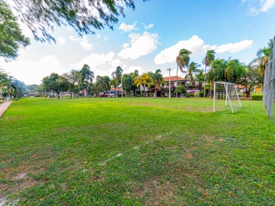 Casa en venta de 4 dormitorios condominio Bella Vista zona Este
