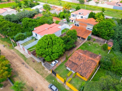 Casa en venta con amplio terreno