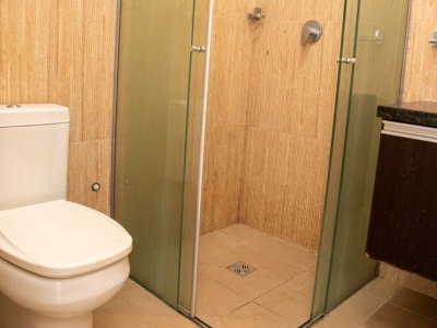 CASA de 2 Pisos EN VENTA
