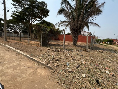 TERRENO EN ALQUILER ZONA ESTE IDEAL PARA EMPRESAS GALPONES Y OTROS.