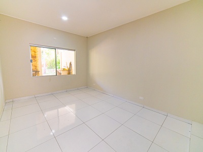 AMPLIA CASA EN KM9 DVLG - Condominio cerrado Casa Jardin