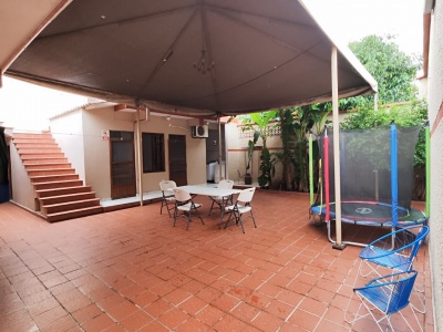 CASA INDEPENDIENTE DE 4 HABITACIONES EN ALQUILER EN ZONA ESTE