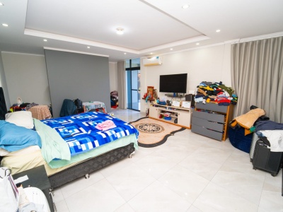 CASA COMERCIAL EN ESQUINA EN VENTA