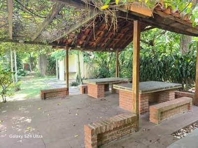 Cond. Cataluña, amplia casa en alquiler ubicada en condominio privado