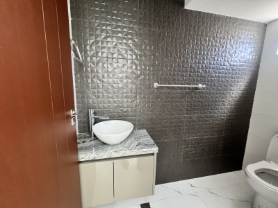 CASA DE 4 DORMITORIOS EN VENTA EN EL URUBO VILLA BONITA