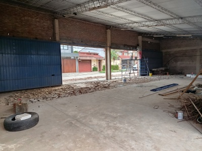 Tinglado.con oficinas en terreno 680 M2 en alquiler