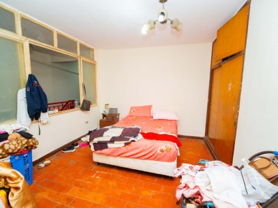 CASA COMERCIAL EN VENTA - ZONA LOS POZOS