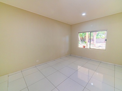 AMPLIA CASA EN KM9 DVLG - Condominio cerrado Casa Jardin