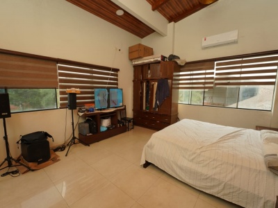 GALPON EN VENTA SOBRE LA AV. G77