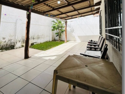 CASA EN CONDOMINIO EN VENTA ZONA ESTE