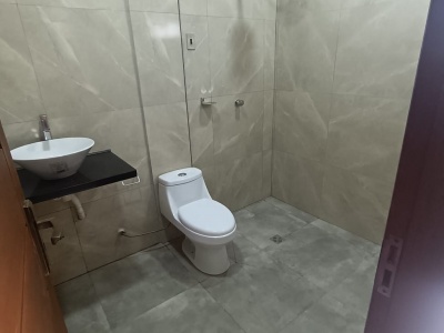 Casa en Venta o anticretico Ubicación: Zona Este Urb. El Trapiche 3