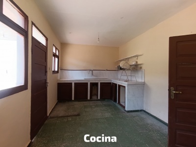 CASA COMERCIAL EN ALQUILER