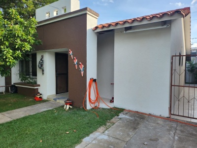 CASA EN CONDOMINIO EN VENTA ZONA ESTE