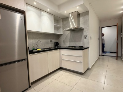 MASTER SUITE AMOBLADA EN ALQUILER