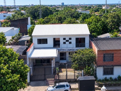 CASA EN ZONA OESTE AV BUSH Y CENTENARIO
