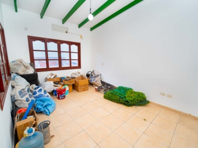 CASA A PRECIO DE TERRENO EN BRIGIDA