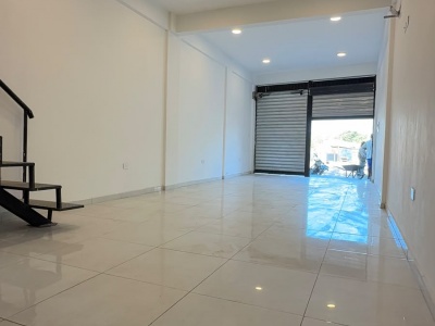 LOCAL COMERCIAL EN ALQUILER - SOBRE AVENIDA,ZONA MONTECRISTO