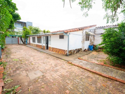 TERRENO +2 DEPARTAMENTOS EN ZONA SUR