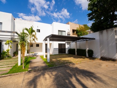 Casa en condominio privado